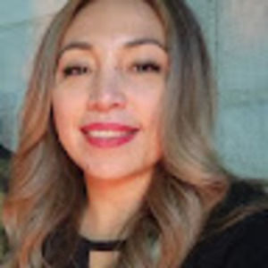 Meet your Posher, Beatriz